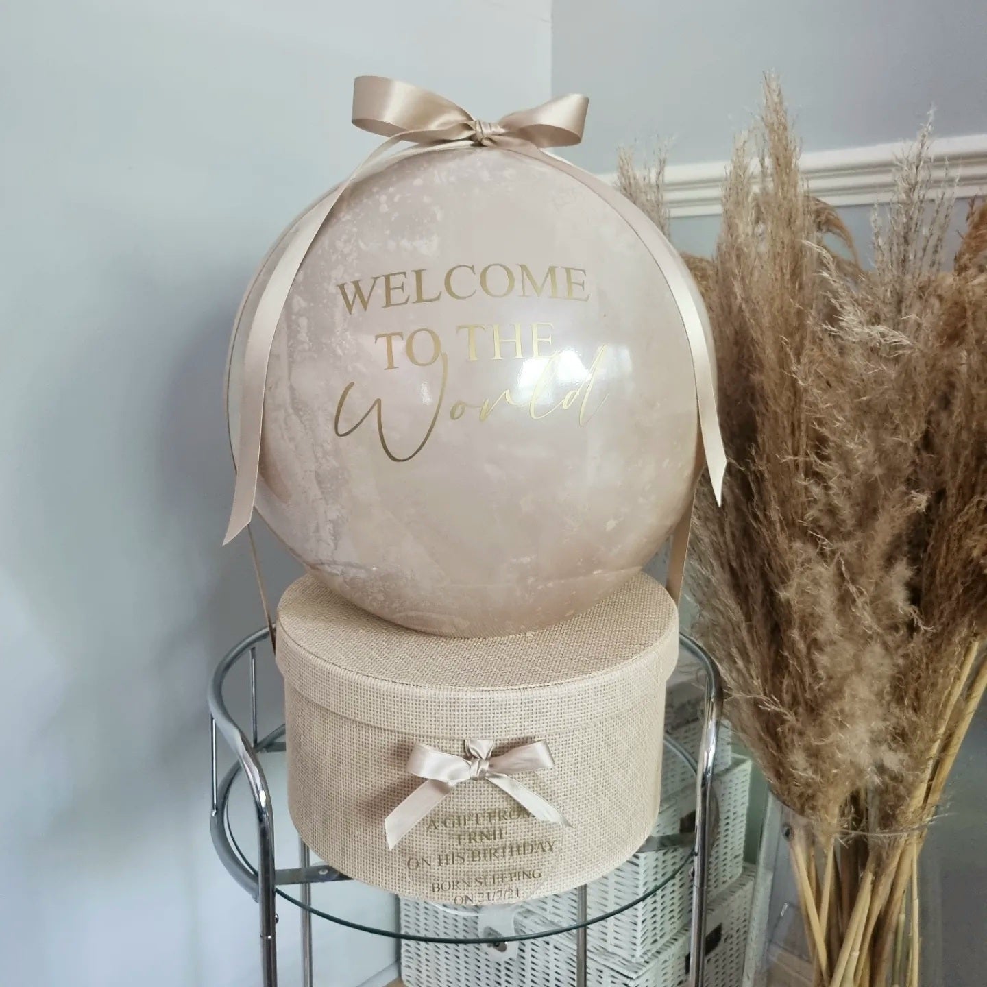 Welcome To The World Marble Gift Bubble