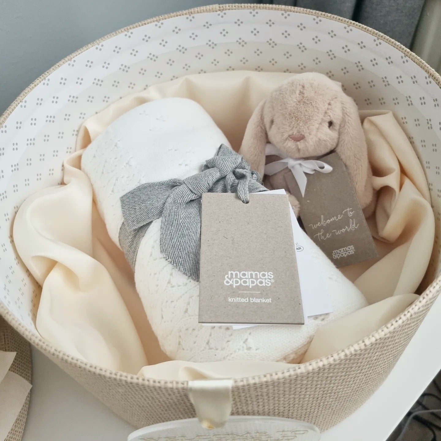Welcome To The World Marble Gift Bubble